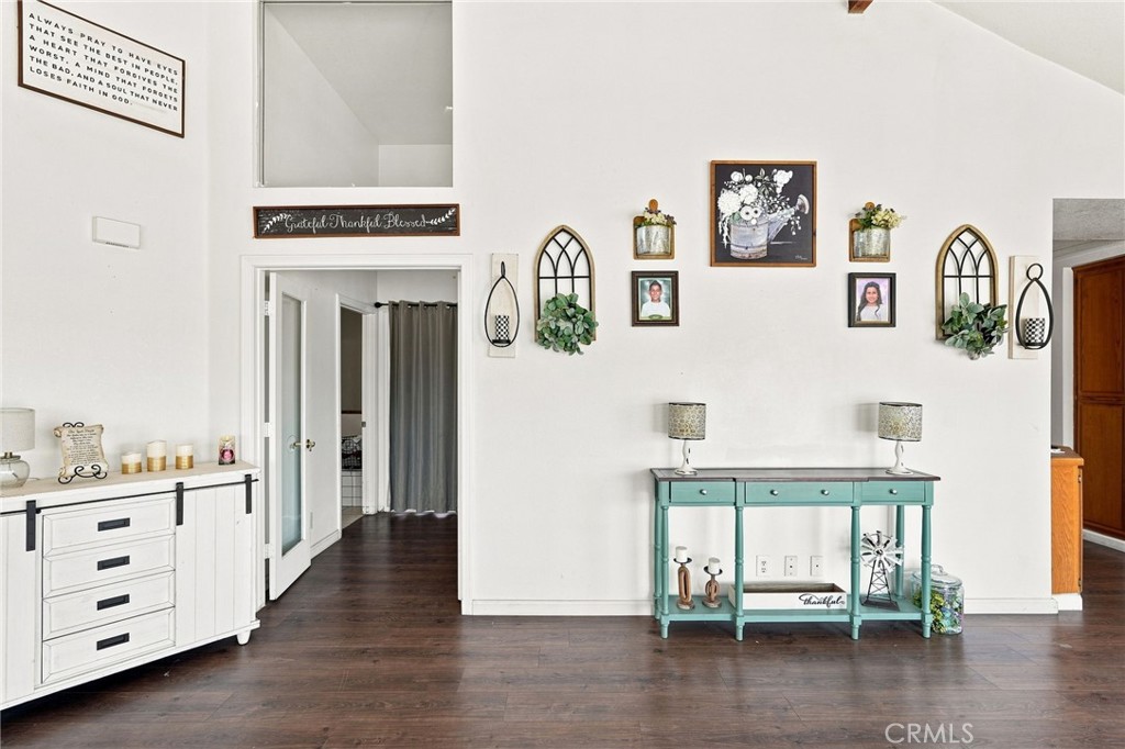 18170 Capri Property Photo 23