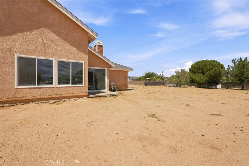 18170 Capri Property Photo 37