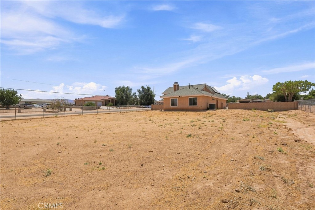 18170 Capri Property Photo 40