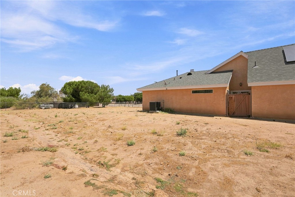 18170 Capri Property Photo 41