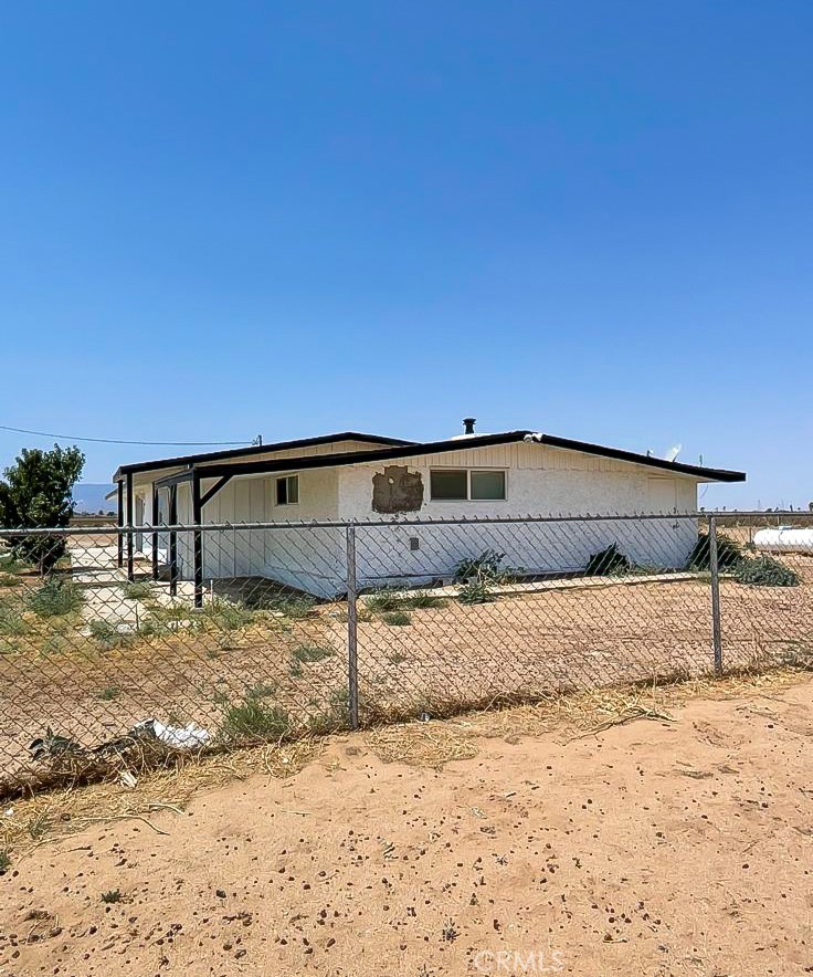 11252 Cactus Property Photo 3