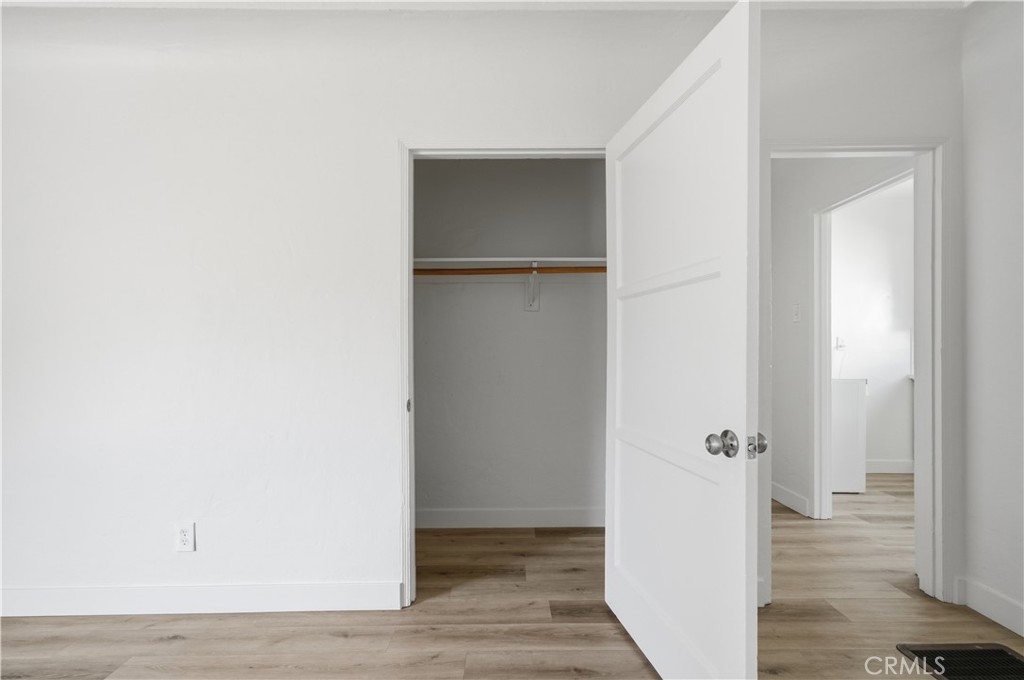 2472 Chestnut Avenue Property Photo 11