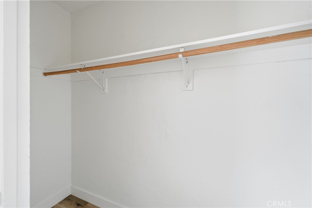2472 Chestnut Avenue Property Photo 12