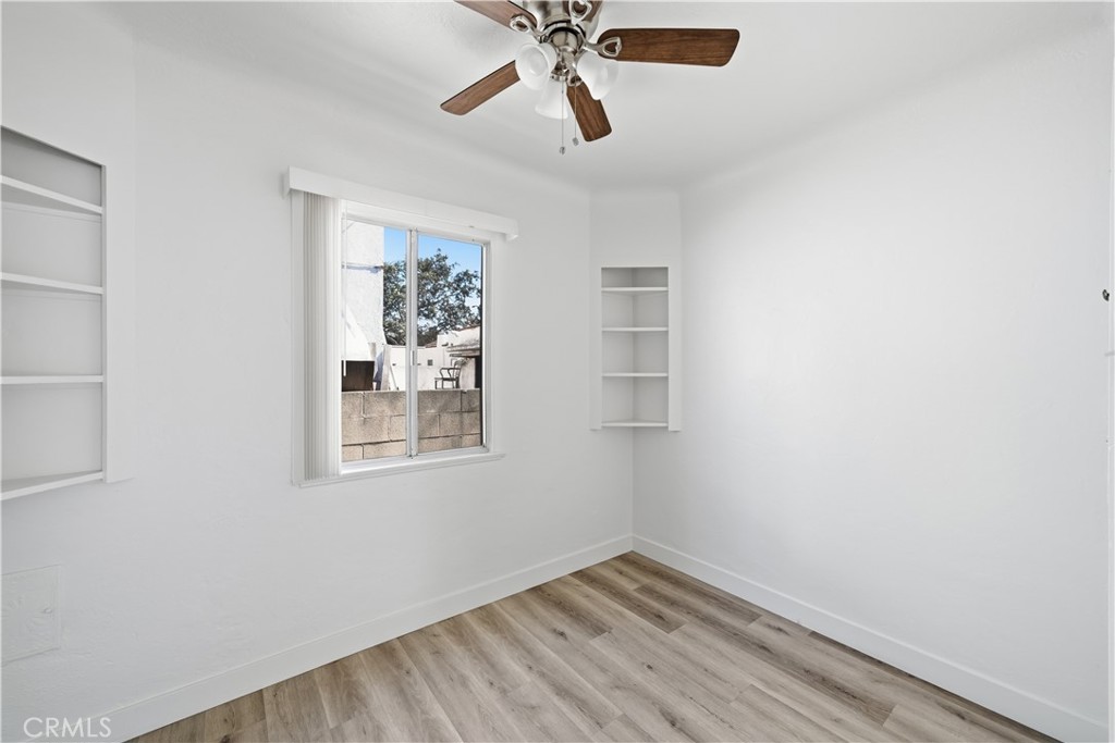 2472 Chestnut Avenue Property Photo 14