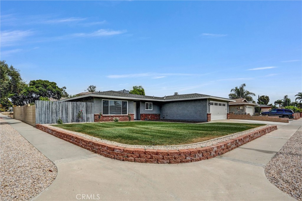 16410 Fontlee Lane Property Photo 1