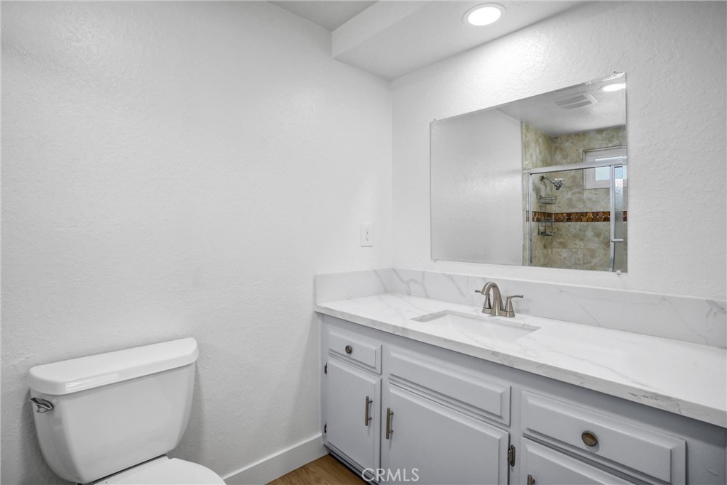 16410 Fontlee Lane Property Photo 8