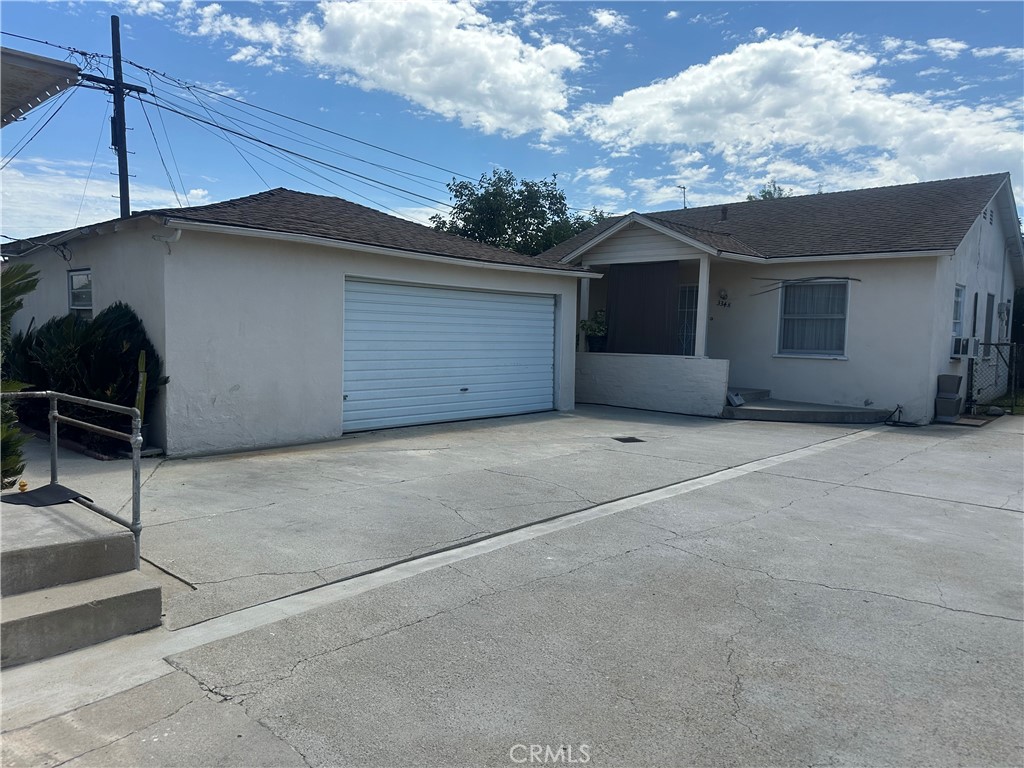 334 1/2 Edgley Dr Property Photo 1