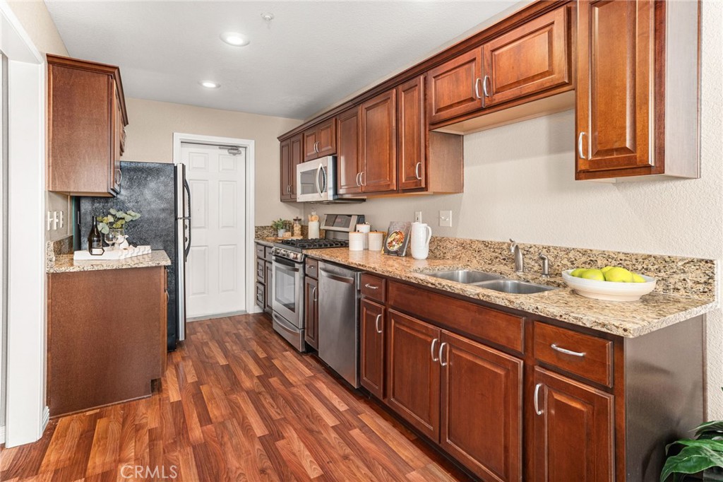 11508 Stoneridge Drive Property Photo 13