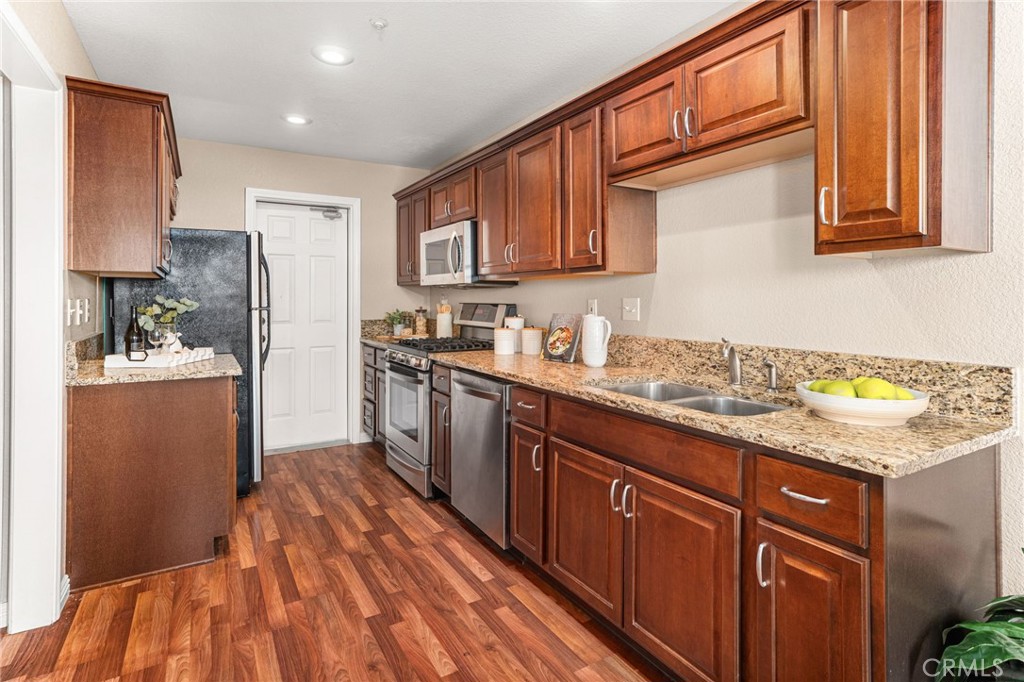 11508 Stoneridge Drive Property Photo 13