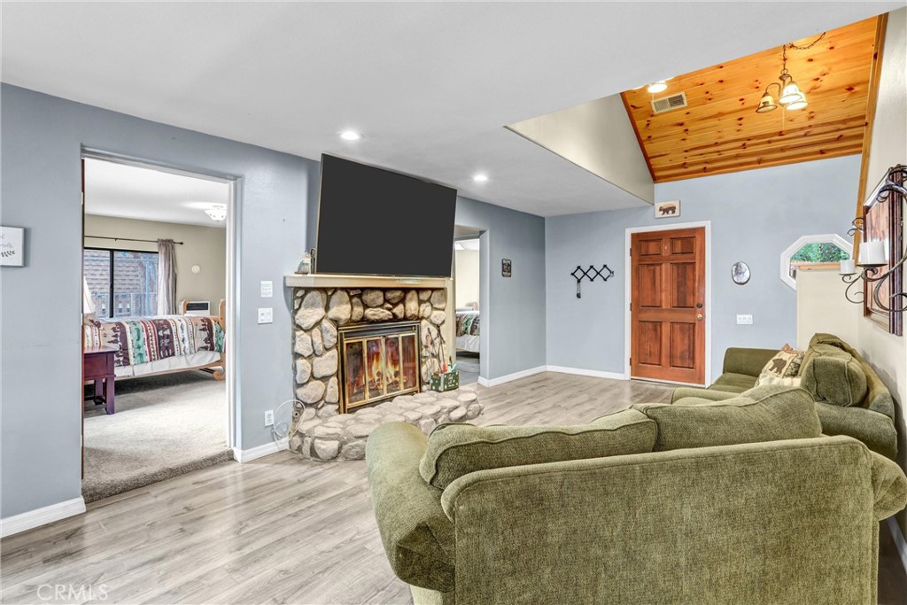 356 Greenspot Boulevard Property Photo 8