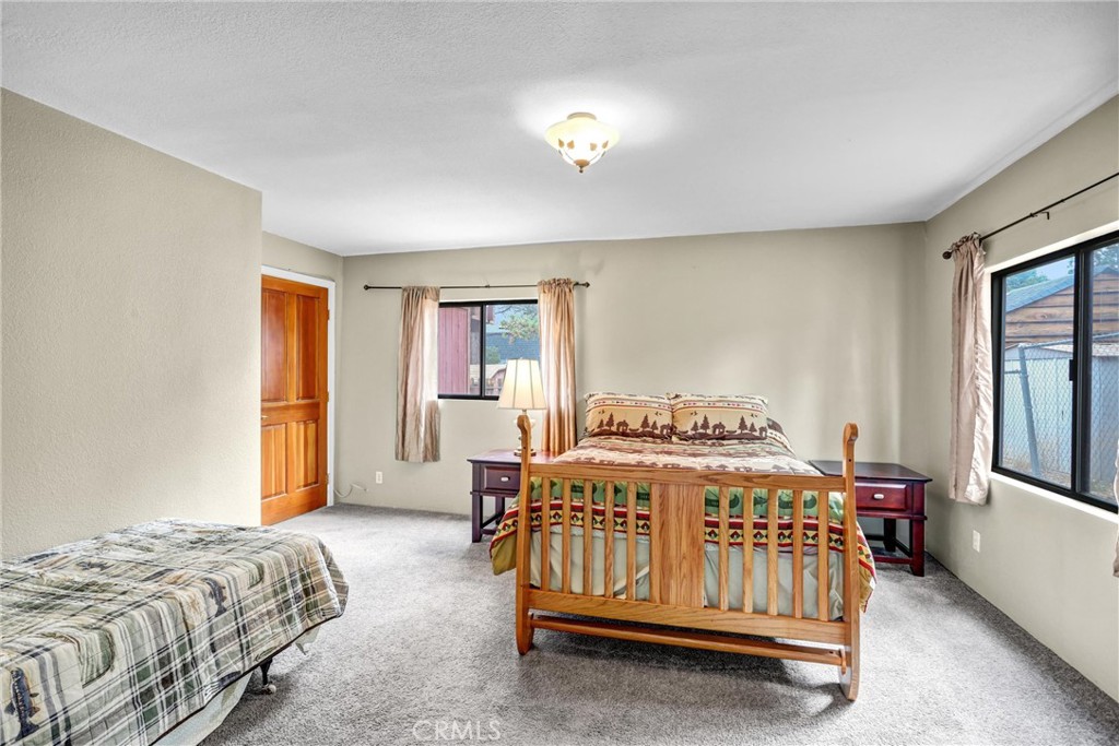 356 Greenspot Boulevard Property Photo 16