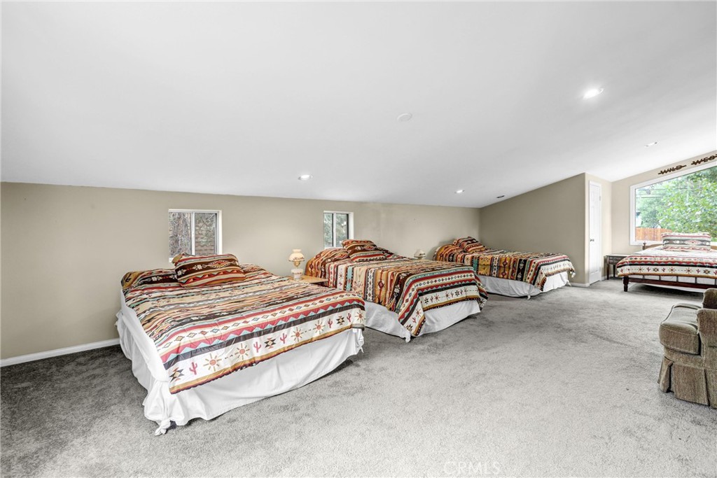 356 Greenspot Boulevard Property Photo 28