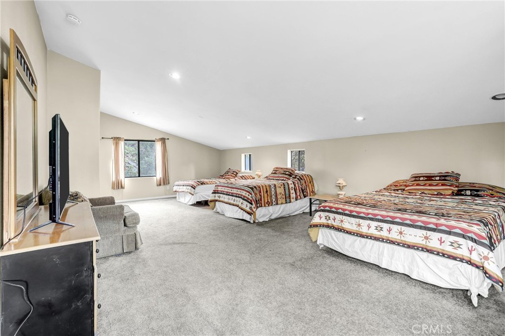 356 Greenspot Boulevard Property Photo 30