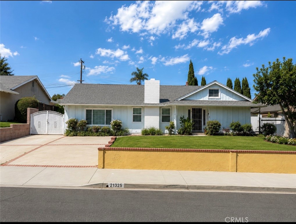 21325 Hipass Drive Property Photo 1
