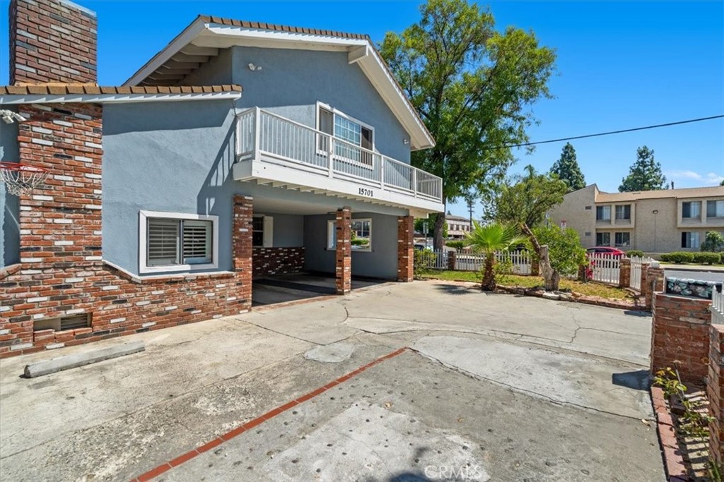 15701 Tuba Property Photo 2