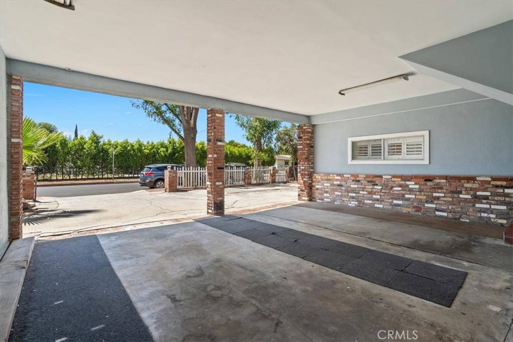 15701 Tuba Property Photo 5
