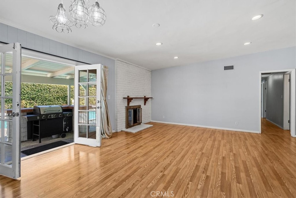 15701 Tuba Property Photo 9