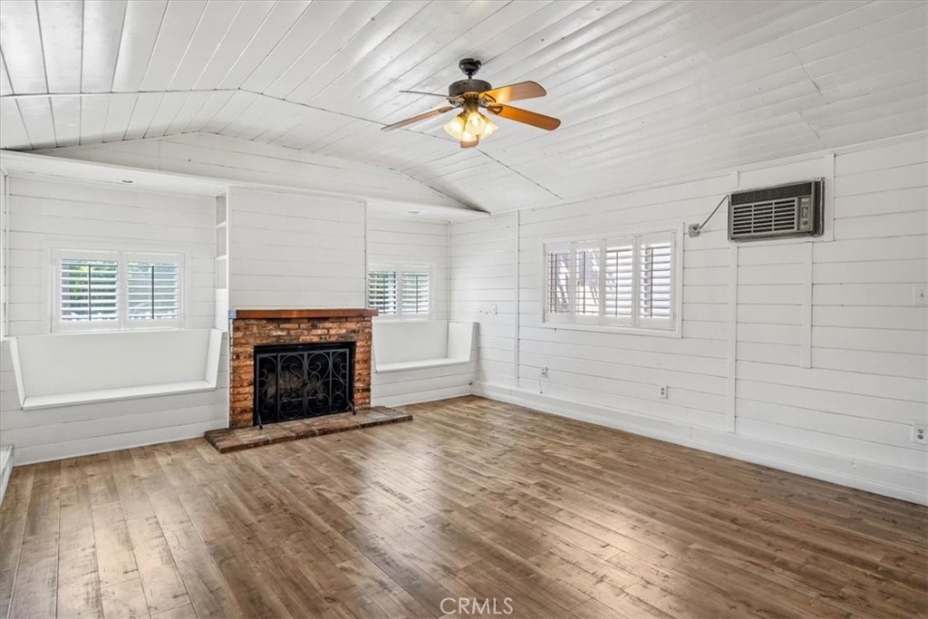 15701 Tuba Property Photo 18