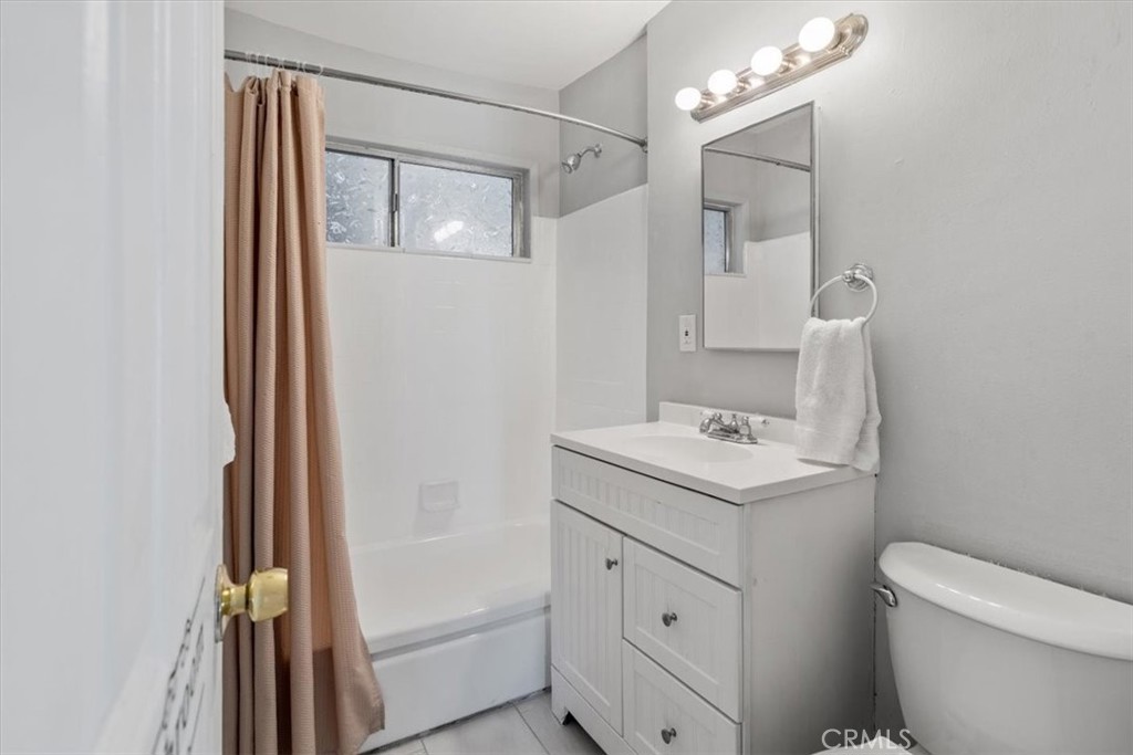 15701 Tuba Property Photo 21