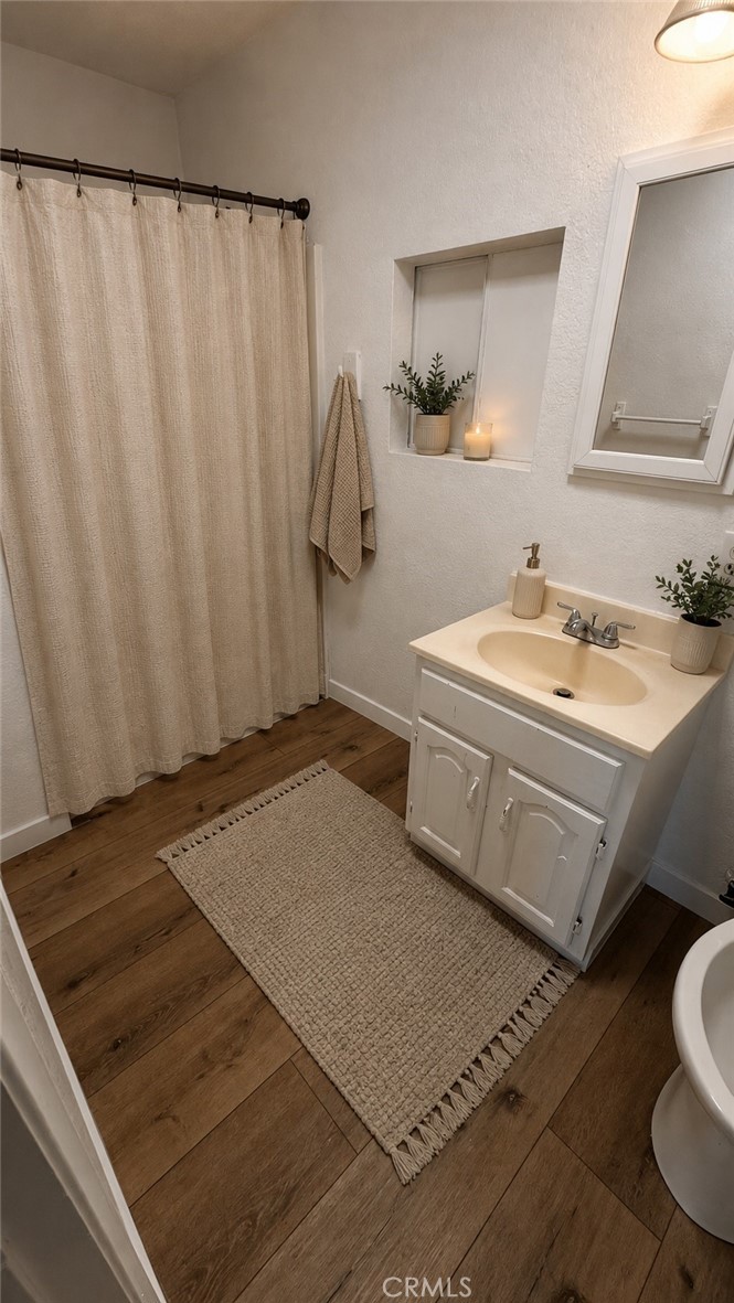 1583 W Summit Property Photo 2