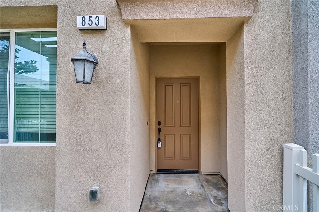 853 E Hollyvale Property Photo 8
