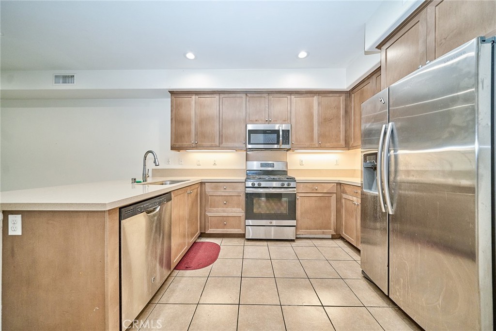 853 E Hollyvale Property Photo 23