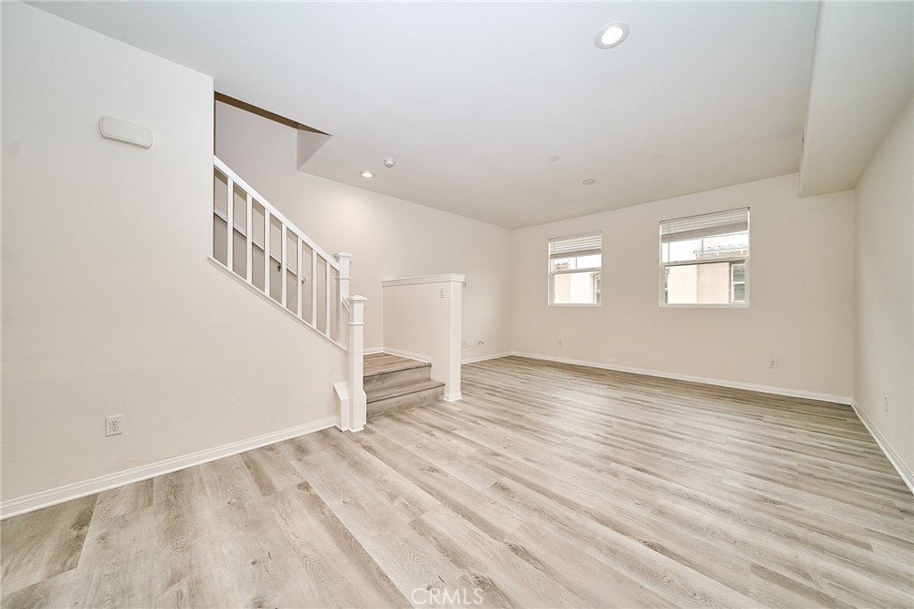 853 E Hollyvale Property Photo 28