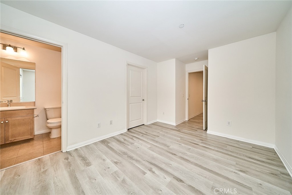 853 E Hollyvale Property Photo 31