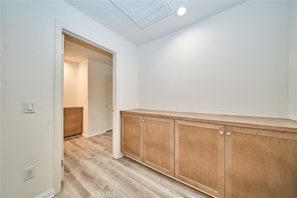 853 E Hollyvale Property Photo 32