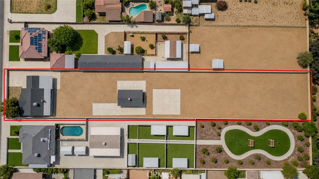 732 S Acacia Property Photo 1