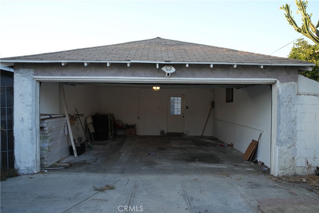 2540 E 127th Property Photo 25