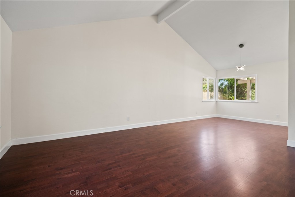 10143 Bristol Dr Property Photo 4