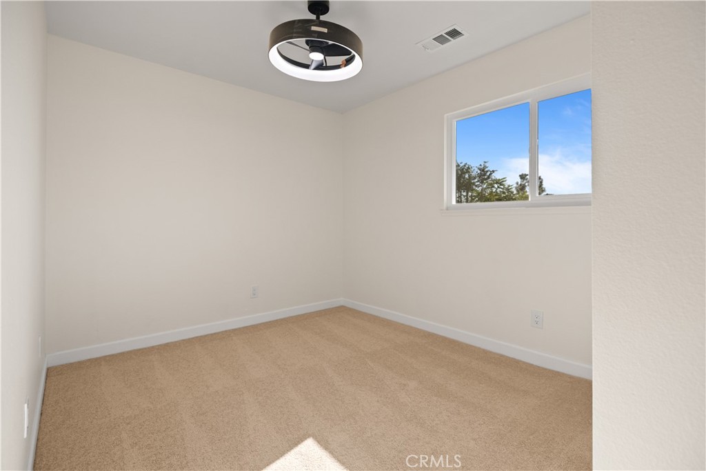 10143 Bristol Dr Property Photo 11