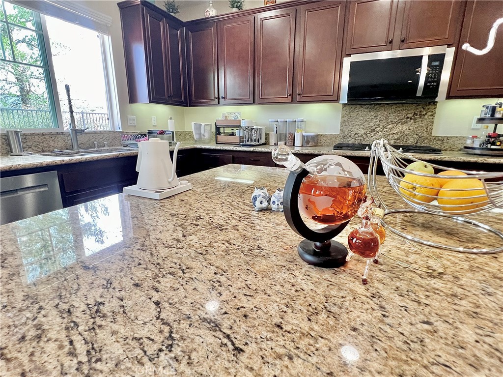45804 Corte Mislanca Property Photo 10