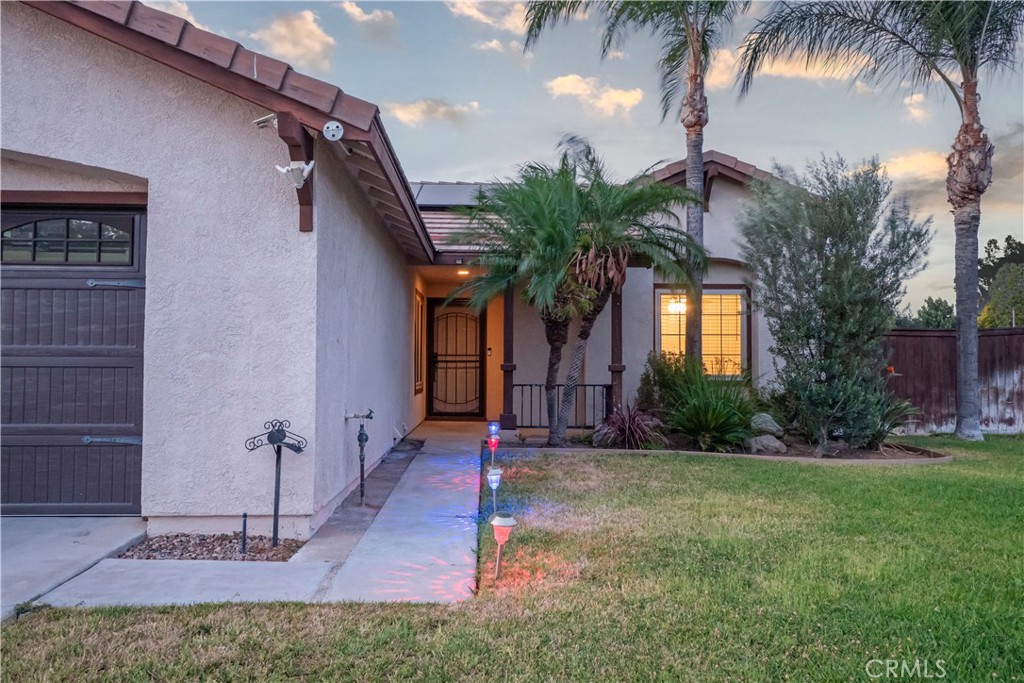 40525 Sunflower Property Photo 3