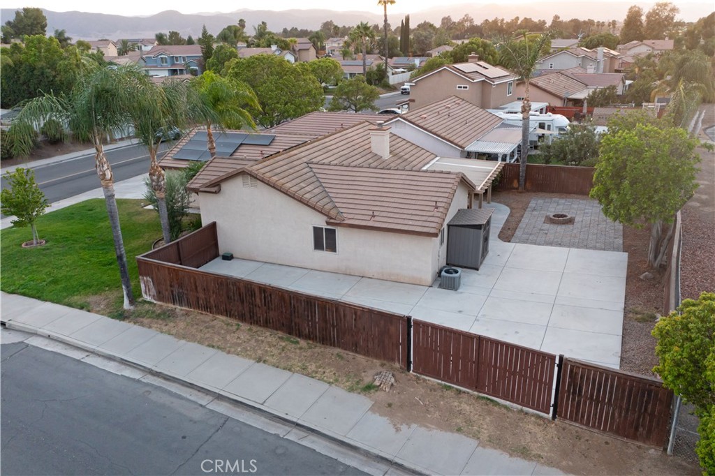 40525 Sunflower Property Photo 6