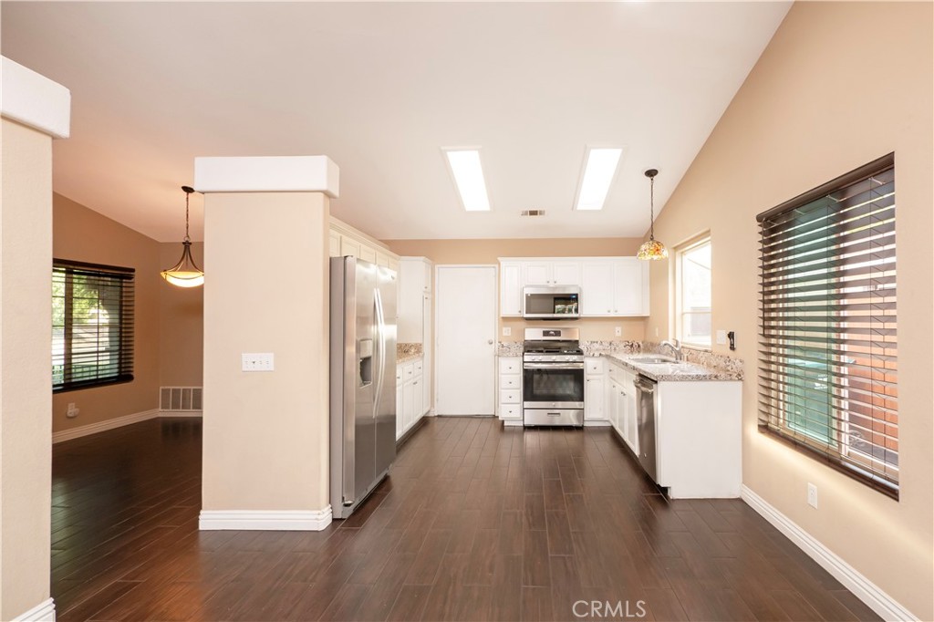 40525 Sunflower Property Photo 13