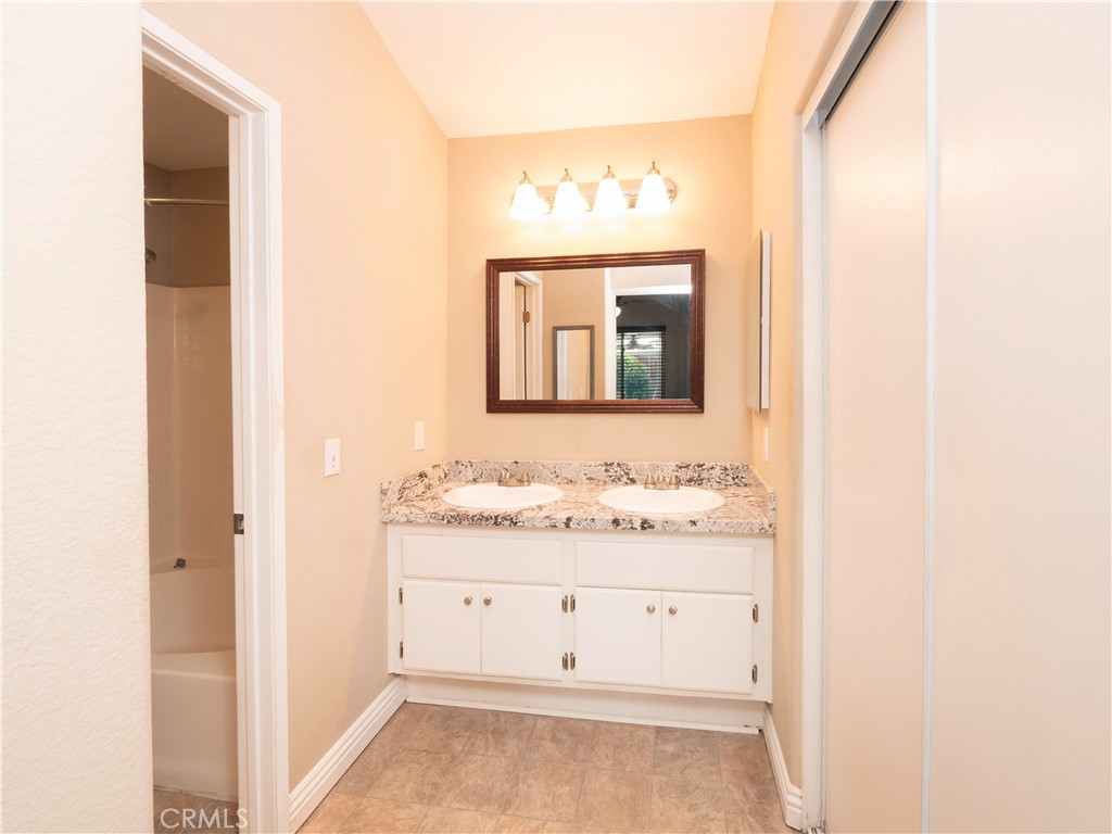 40525 Sunflower Property Photo 25