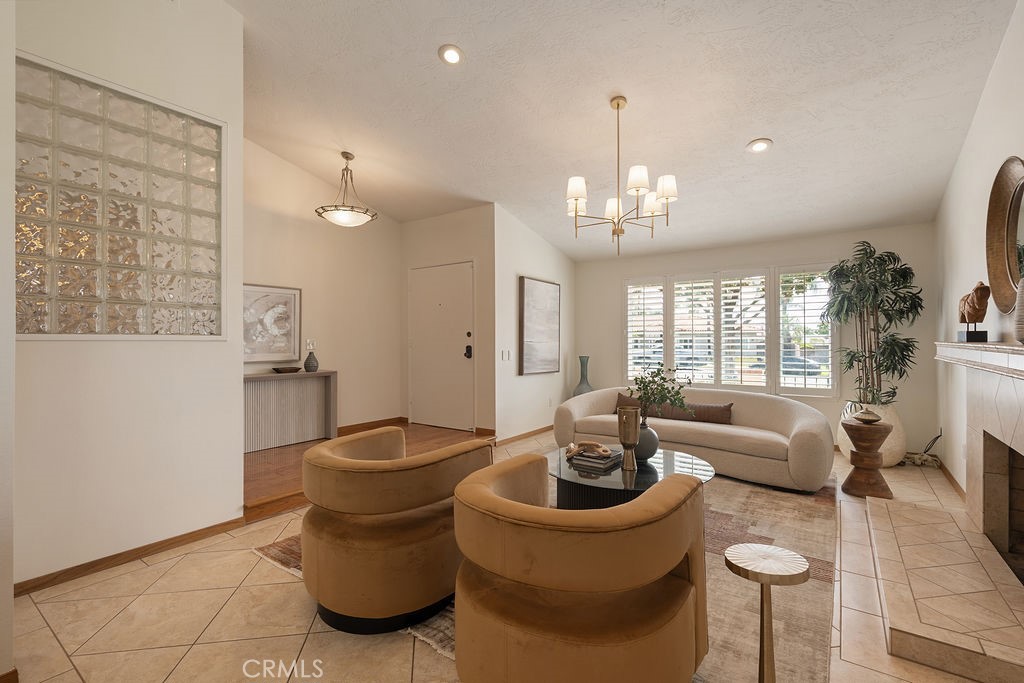 1837 Balboa Way Property Photo 11