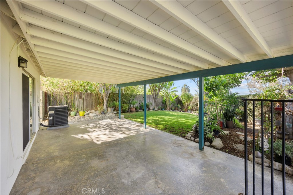 1598 Oakdale Court Property Photo 37
