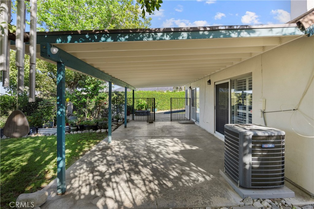 1598 Oakdale Court Property Photo 43