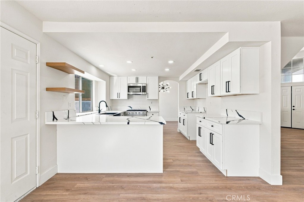 12006 Overland Court Property Photo 8