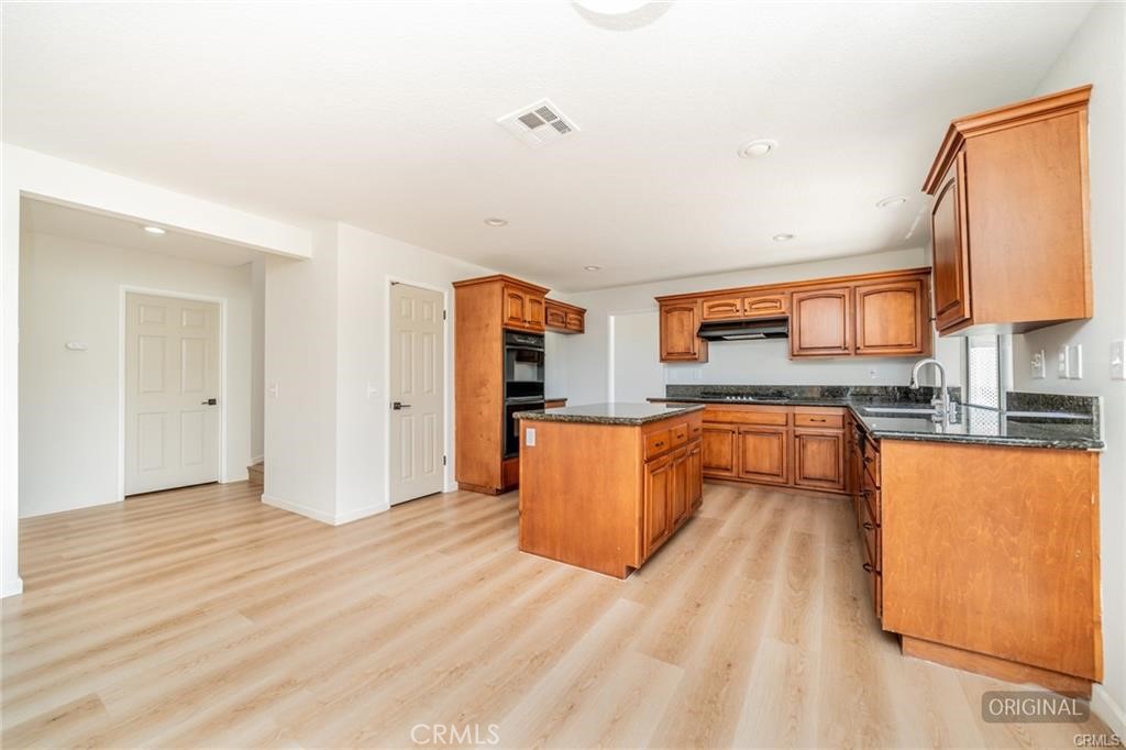 28639 Carnoustie Avenue Property Photo 8