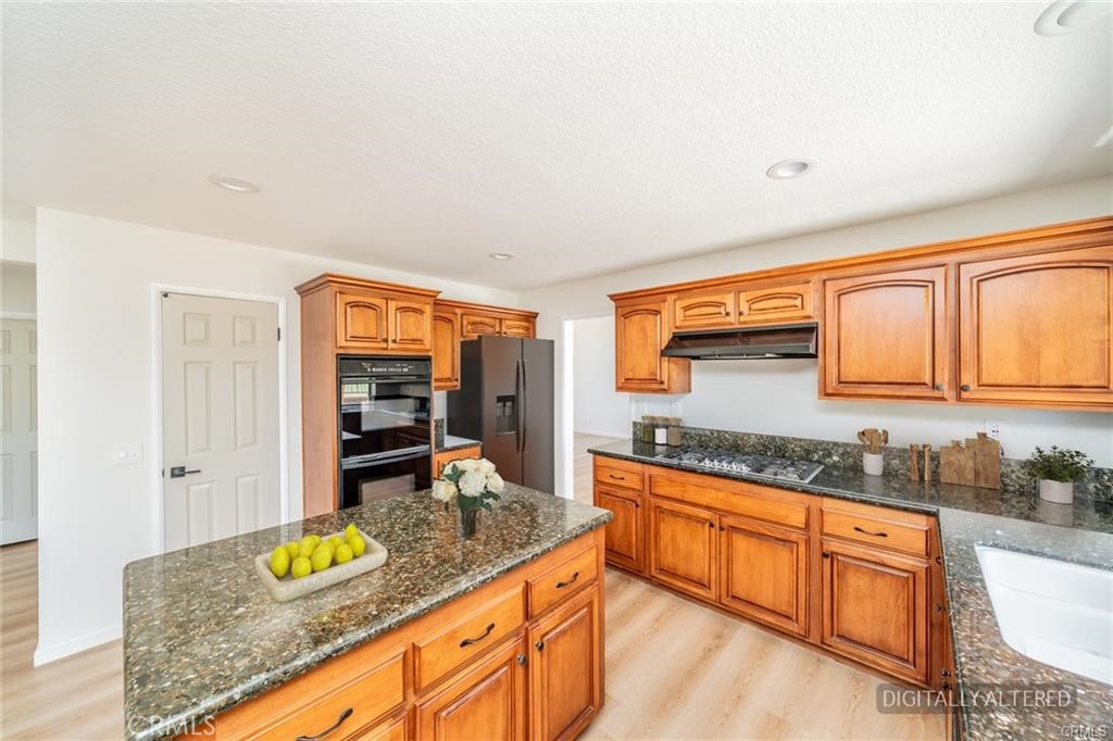 28639 Carnoustie Avenue Property Photo 9