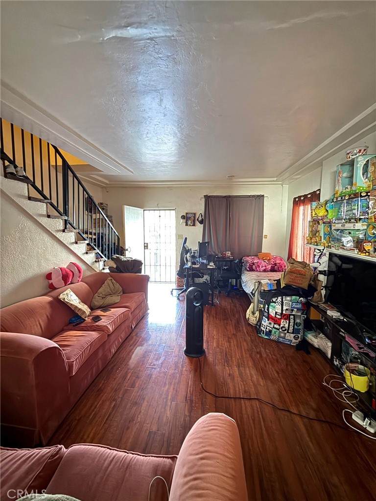 6117 S Hoover Property Photo 19