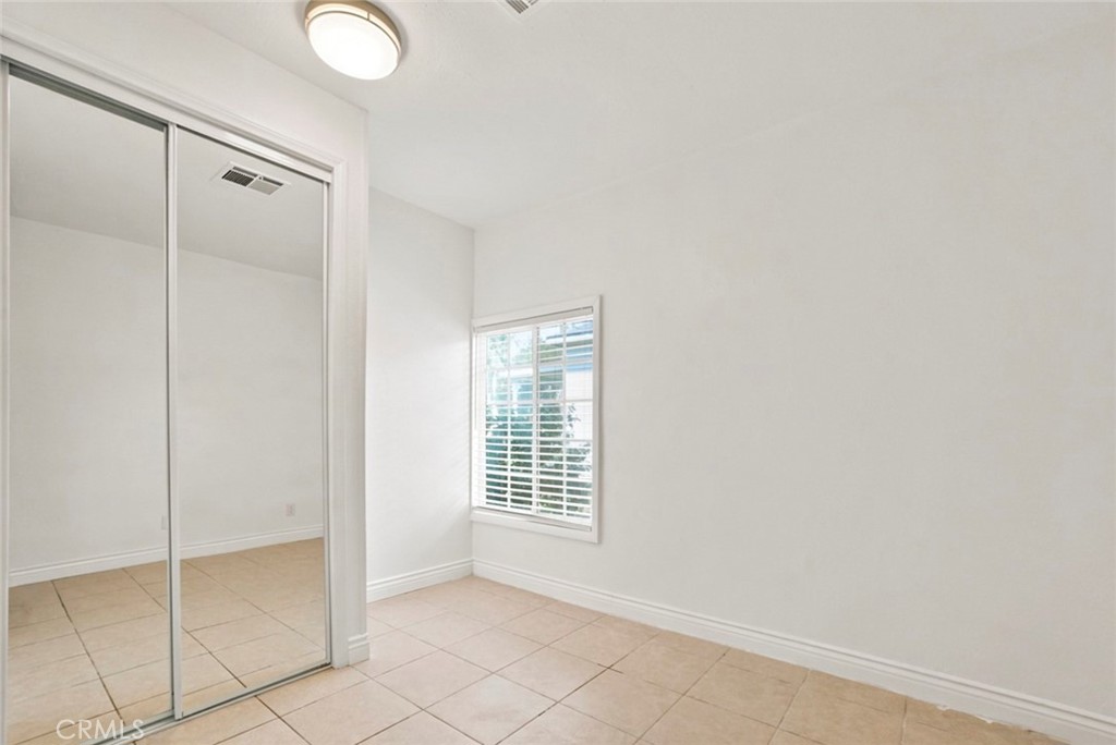 239 N Riverside Property Photo 20