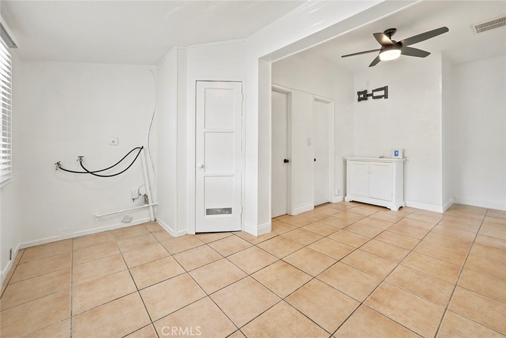 239 N Riverside Property Photo 23