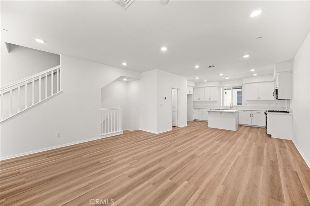 7347 Solstice Property Photo 3