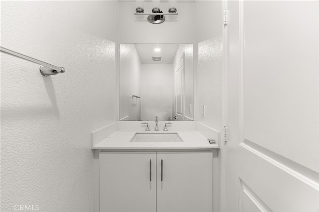 7347 Solstice Property Photo 8