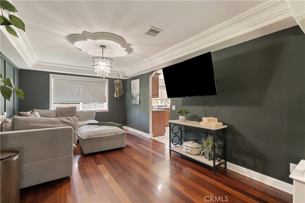 1150 W Aster Street Property Photo 5